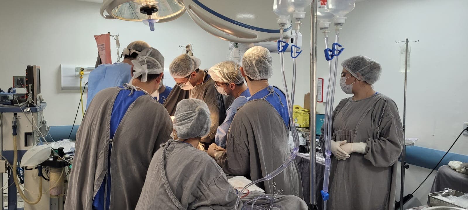 Paciente realiza sessão de hemodiálise em hospital público em Macapá.