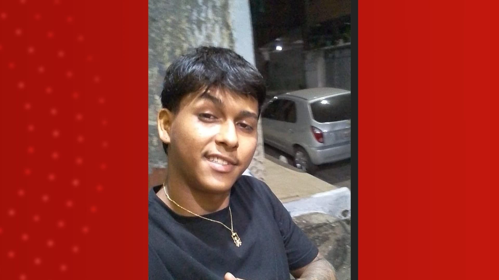 Peritos analisam evidências coletadas em local de ação policial na Zona Oeste de Manaus.