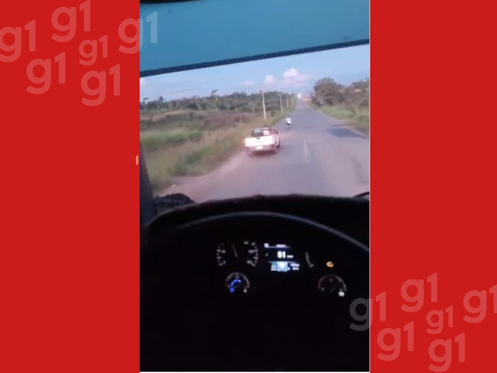 Pista de asfalto da BR-364 no trecho entre Sena Madureira e Manoel Urbano, no Acre.