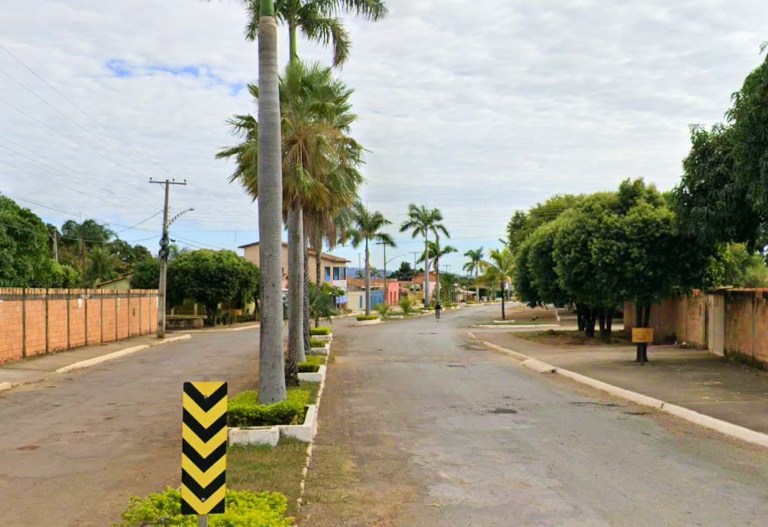 Fachada de colégio estadual em Novo Alegre, no Tocantins.