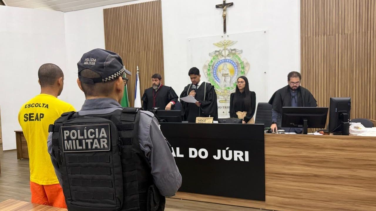 Fachada do Fórum Criminal da Barra, onde funcionou o 1º Tribunal do Júri de Manaus.