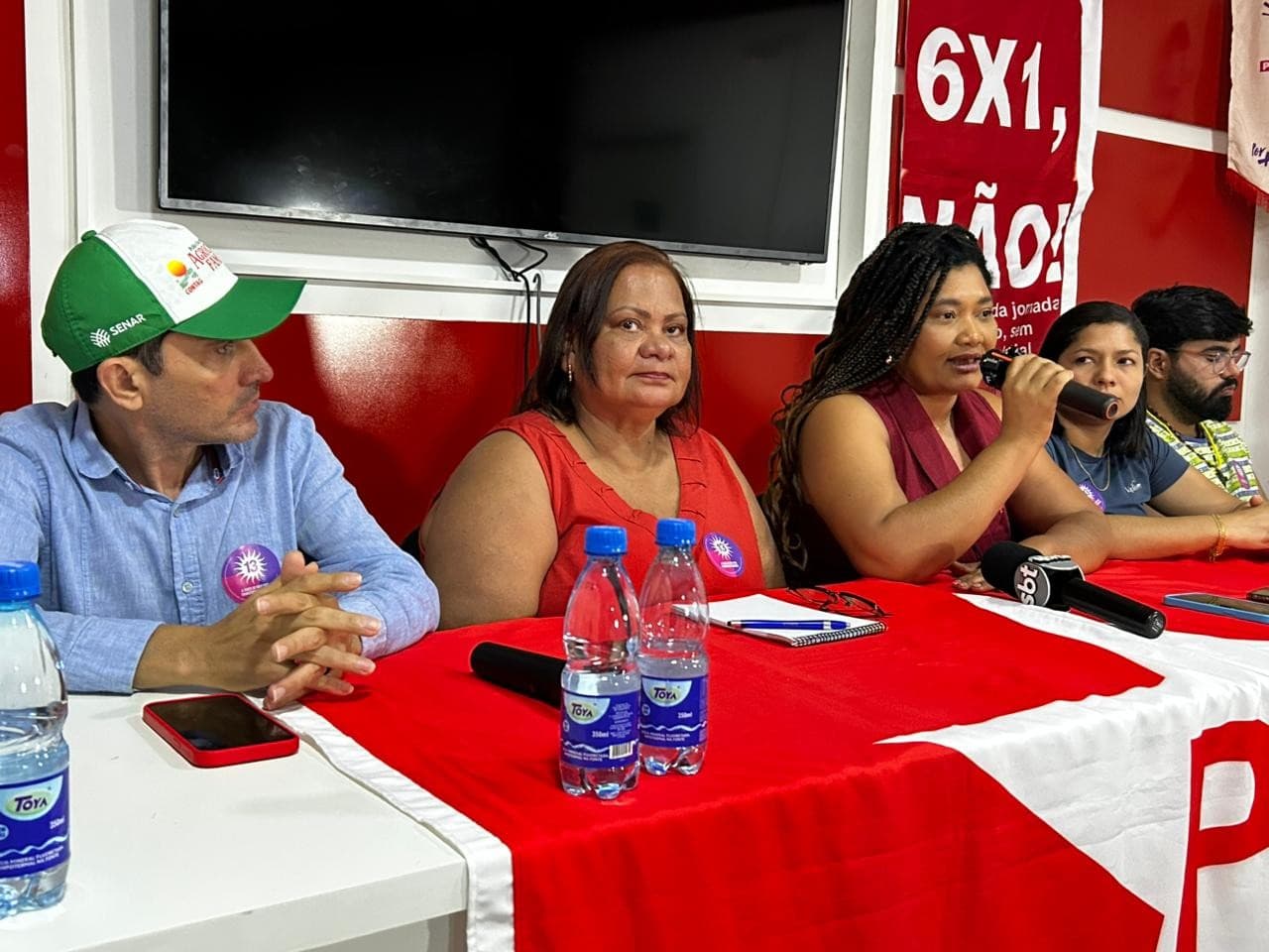 Socióloga Nelita Frank discursa durante evento de lançamento de candidatura em Boa Vista.