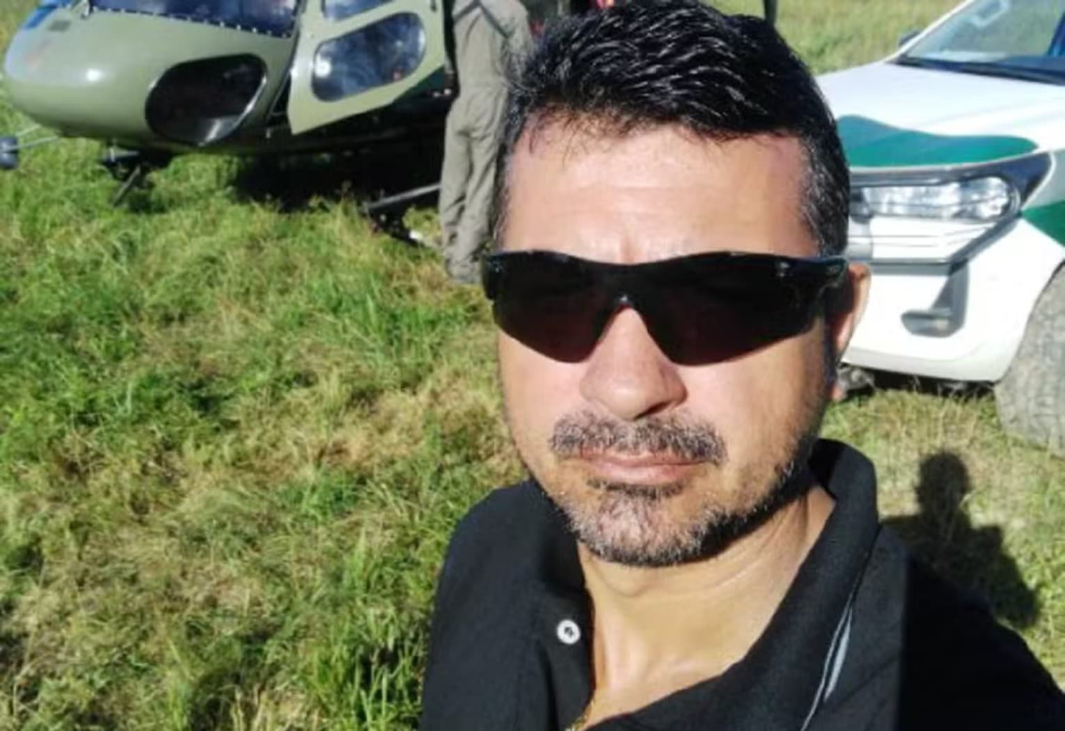 Viaturas da Polícia Civil durante operação em zona rural de Formoso do Araguaia.