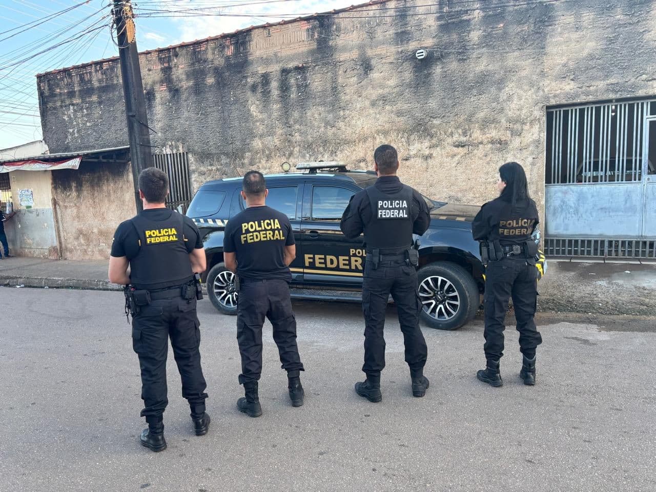 Policiais federais cumprem mandados em Porto Velho