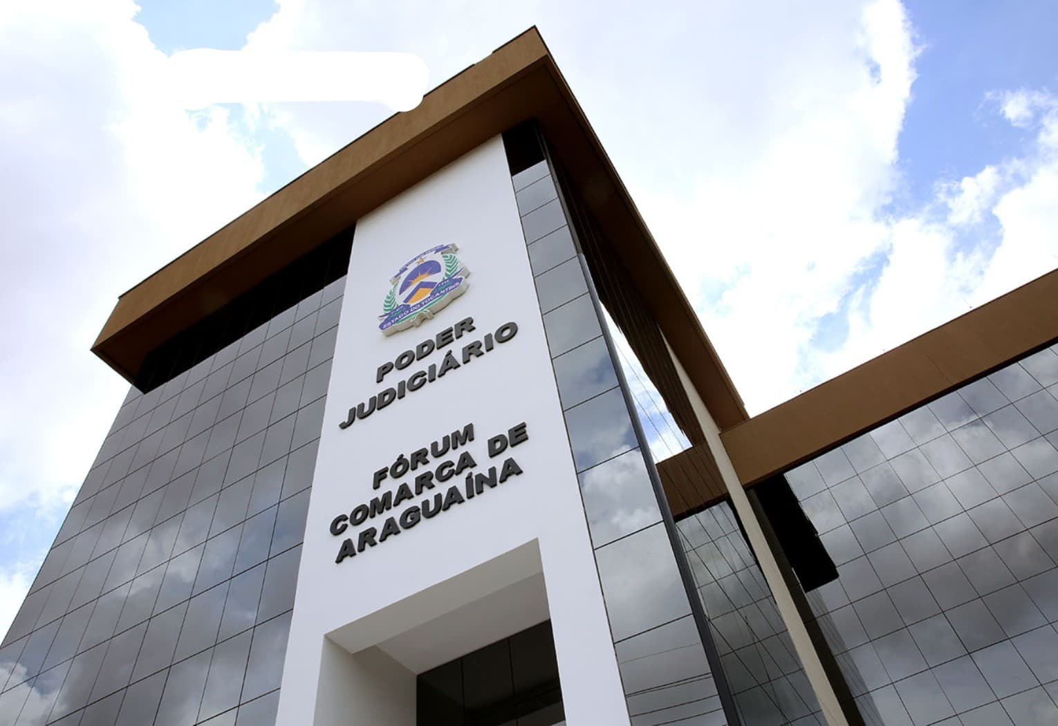 Fachada do Fórum de Araguaína, onde ocorreu o julgamento do Tribunal do Júri.